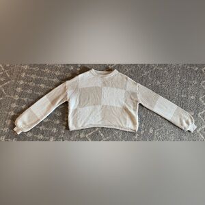 Moon & Madison Women's Checkered Sweater - Beige and White